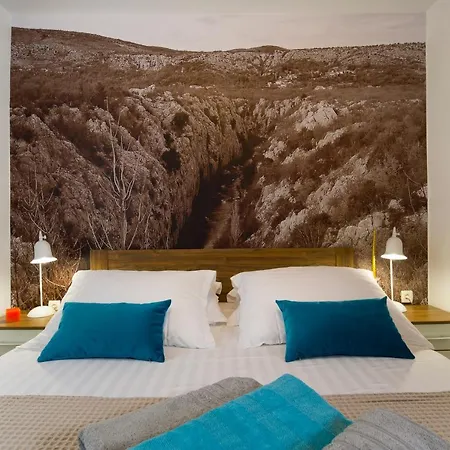 别墅 Vision With Heated Pool & Jacuzzi In Sestanovac Kresevo